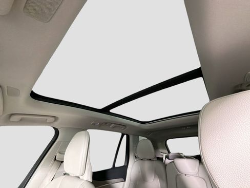 Certified 2023 Volvo XC90 B6 Plus w/ Protection Package Premier image 22