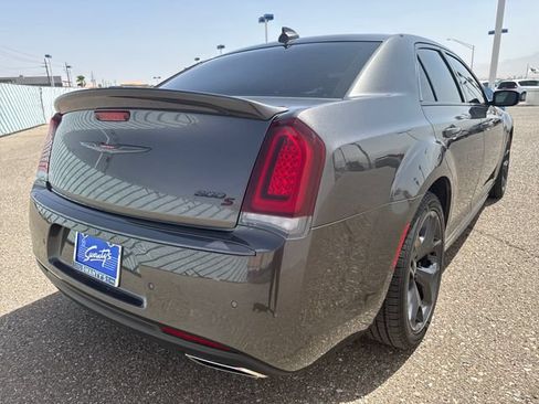 Used 2021 Chrysler 300 S w/ S Model Appearance Package RWD image 5