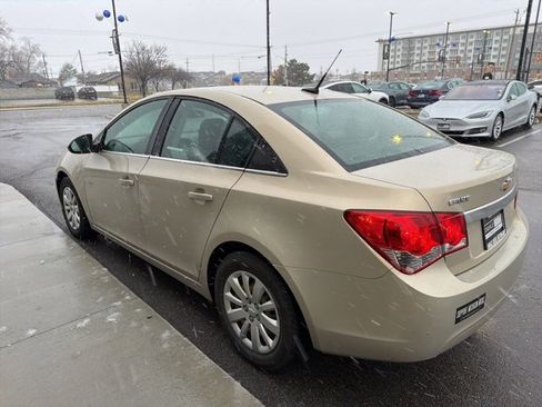 Used 2011 Chevrolet Cruze LT image 5
