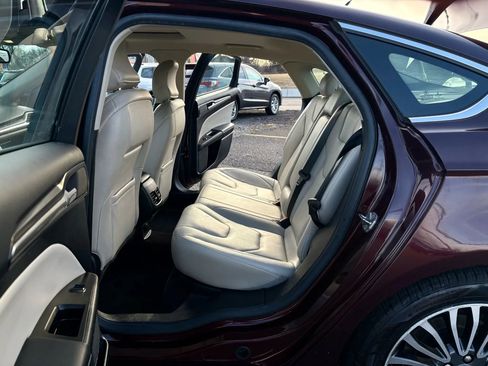 Used 2017 Ford Fusion Titanium image 19