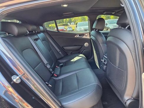 Used 2019 Kia Stinger GT1 RWD image 19