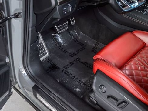 Used 2020 Audi SQ5 Premium Plus w/ Premium Plus Package image 40