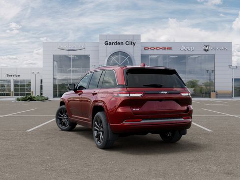 New 2026 Jeep Grand Cherokee Limited Reserve AWD/4WD image 4