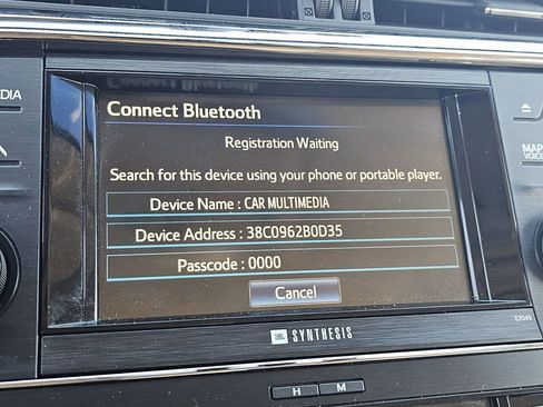 Used 2014 Toyota Avalon Limited w/ Technology Package FWD image 14