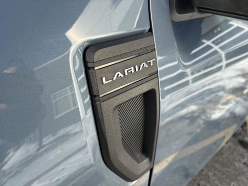 Used 2024 Ford Maverick Lariat image 8