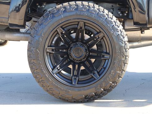 New 2025 Ford F250 Lariat w/ Lariat Ultimate Package AWD/4WD image 13