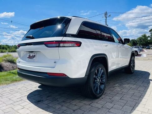 Used 2026 Jeep Grand Cherokee Limited AWD/4WD image 5