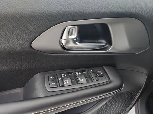 New 2027 Chrysler Pacifica LX FWD image 20