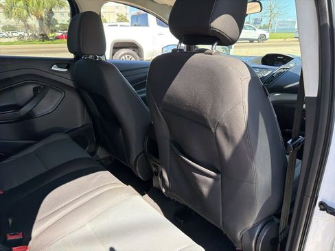 Used 2016 Ford Escape SE image 19