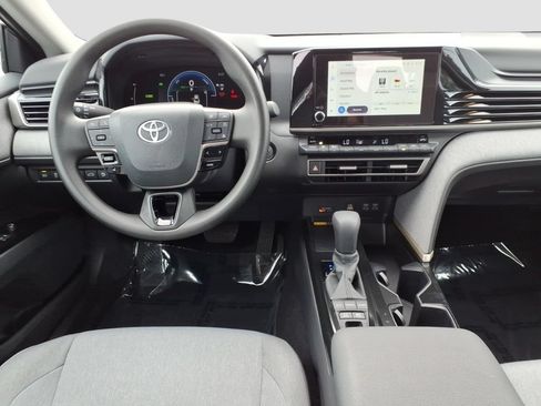 Used 2026 Toyota Camry LE FWD image 13