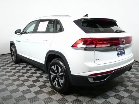 Certified 2025 Volkswagen Atlas Cross Sport SE image 25
