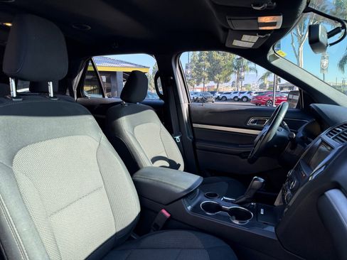 Used 2019 Ford Explorer XLT w/ Equipment Group 201A image 21