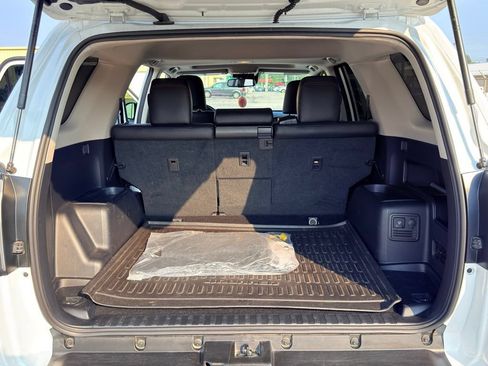 Used 2024 Toyota 4Runner TRD Off-Road Premium w/ Off Road Premium Plus Package AWD/4WD image 15