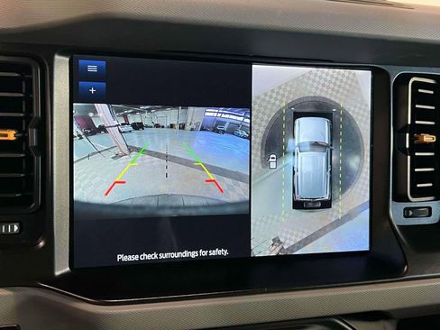 Used 2022 Ford Bronco Badlands image 24