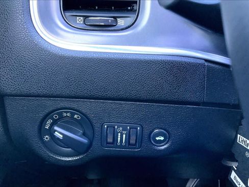 Used 2021 Dodge Charger SXT w/ Blacktop Package RWD image 32