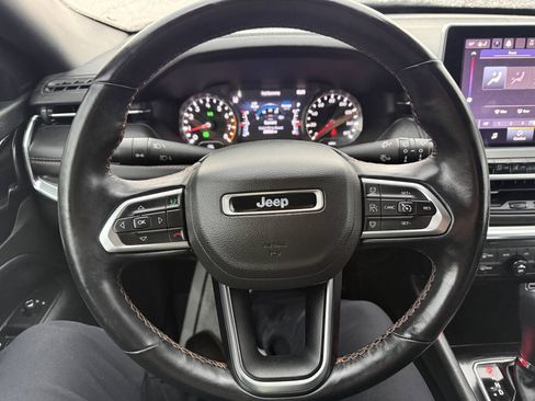 Used 2022 Jeep Compass Limited AWD/4WD image 11