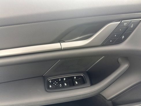 Certified 2025 Porsche Taycan image 12