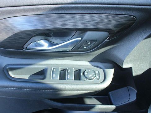 Certified 2024 GMC Terrain SLE image 10