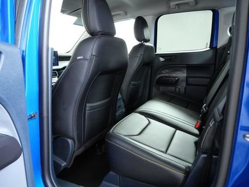 Certified 2025 Ford Maverick Lobo AWD/4WD image 11