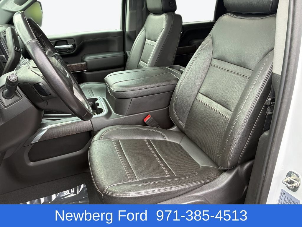 Used 2023 GMC Sierra 3500 Denali w/ Denali Ultimate Package AWD/4WD image 37