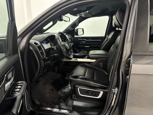 Used 2019 RAM 1500 Laramie w/ Sport Appearance Package image 15