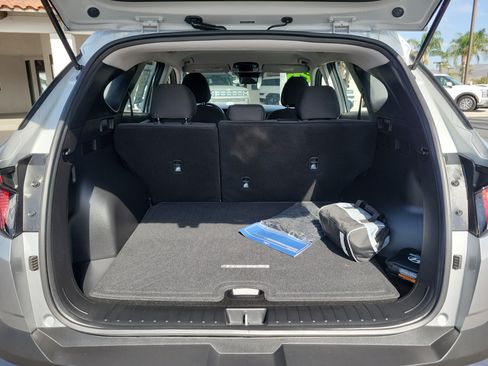 Certified 2026 Hyundai Tucson SE FWD image 28