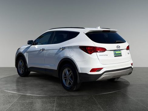 Used 2018 Hyundai Santa Fe Sport w/ 2.4L Value Package 02 AWD/4WD image 7