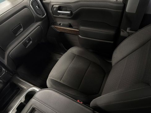Used 2022 GMC Sierra 1500 Elevation image 12