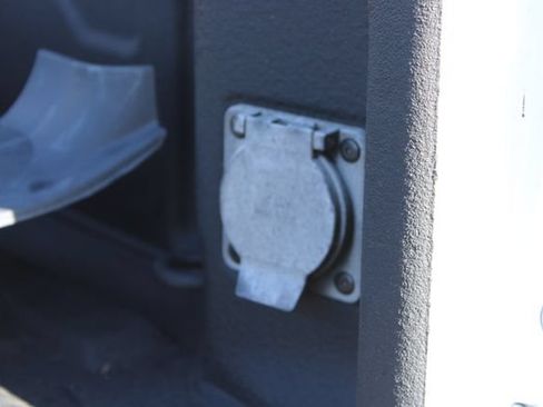 Used 2024 Chevrolet Silverado 2500 LTZ AWD/4WD image 16