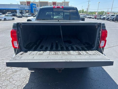 Used 2018 Chevrolet Silverado 1500 LTZ w/ Sport Package AWD/4WD image 34