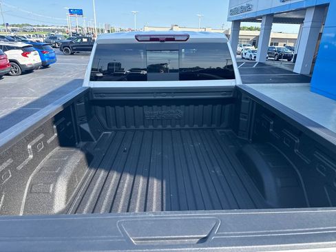 Used 2024 Chevrolet Silverado 2500 High Country w/ LPO, Dark Essentials Package AWD/4WD image 29