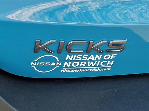 New 2026 Nissan Kicks SR w/ Cold Weather Package image 11