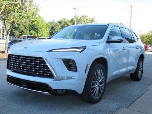 New 2026 Buick Enclave Avenir image 3