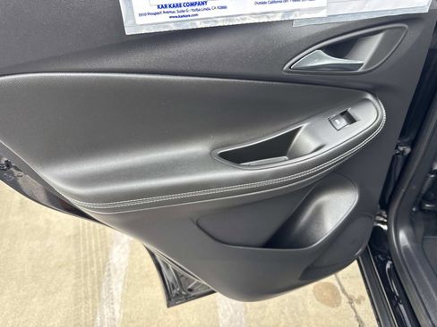 Used 2025 Buick Encore GX Preferred image 23