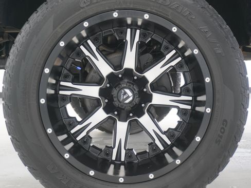 Used 2015 GMC Sierra 1500 SLE w/ Texas SLE Value Package image 26