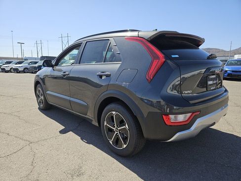 New 2025 Kia Niro EX image 4