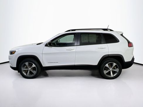 Used 2022 Jeep Cherokee Limited image 8