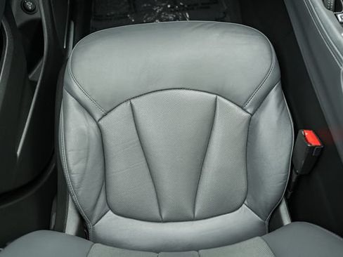 Used 2019 Buick Envision Premium AWD/4WD image 30