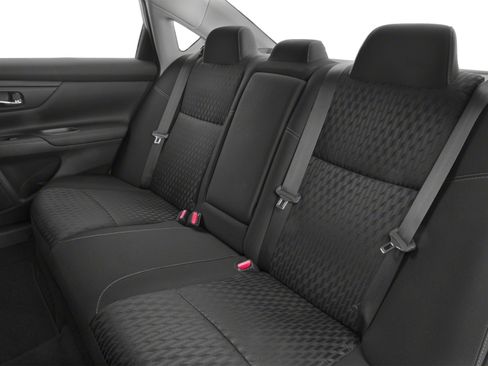 Used 2018 Nissan Altima 2.5 SR w/ SR Special Edition image 8