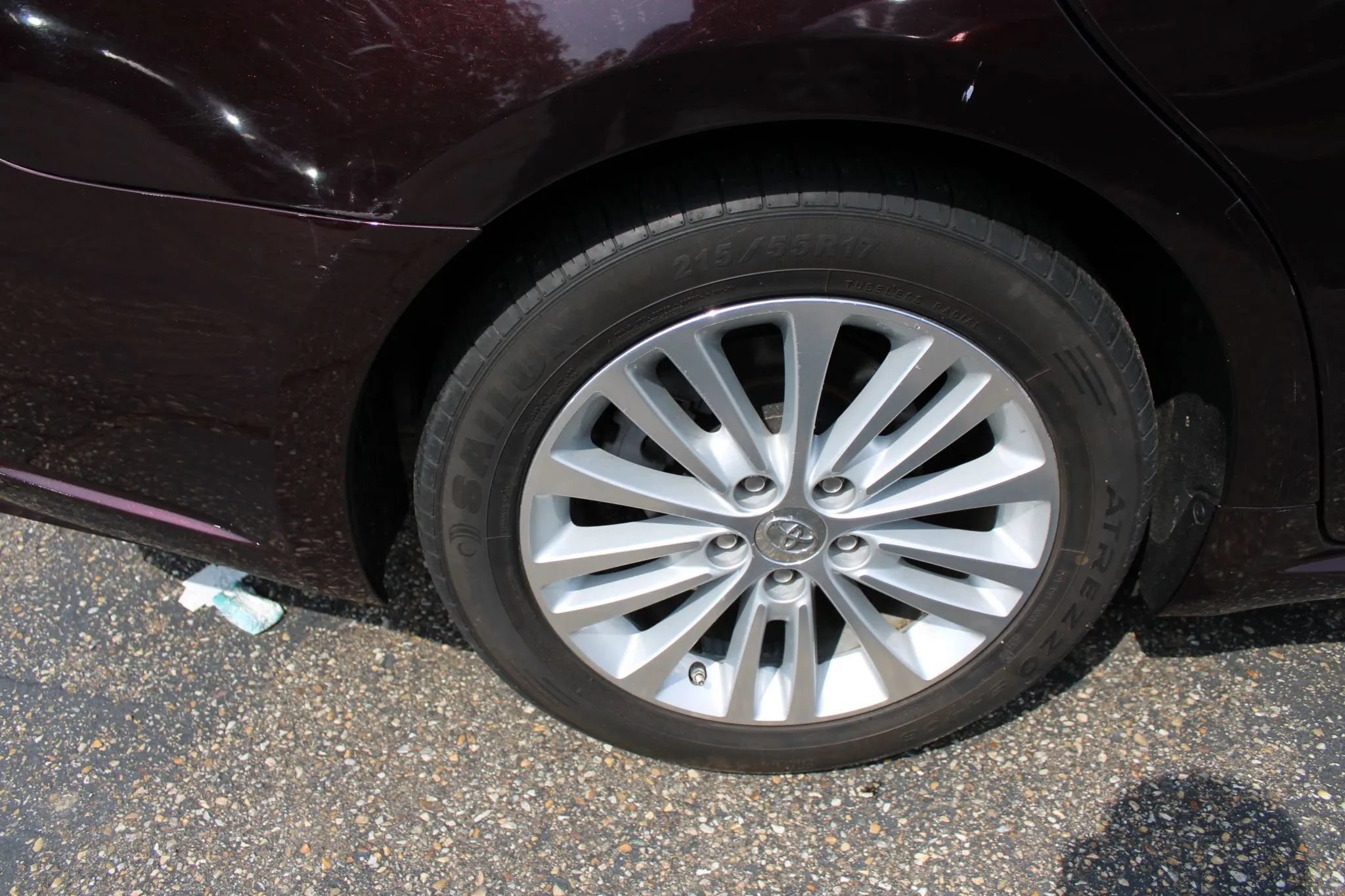 Used 2013 Toyota Avalon Limited FWD image 22