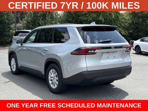 Used 2025 Toyota Grand Highlander FWD image 4