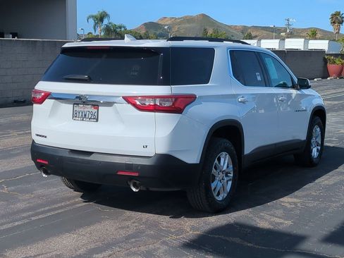 Used 2021 Chevrolet Traverse LT image 6