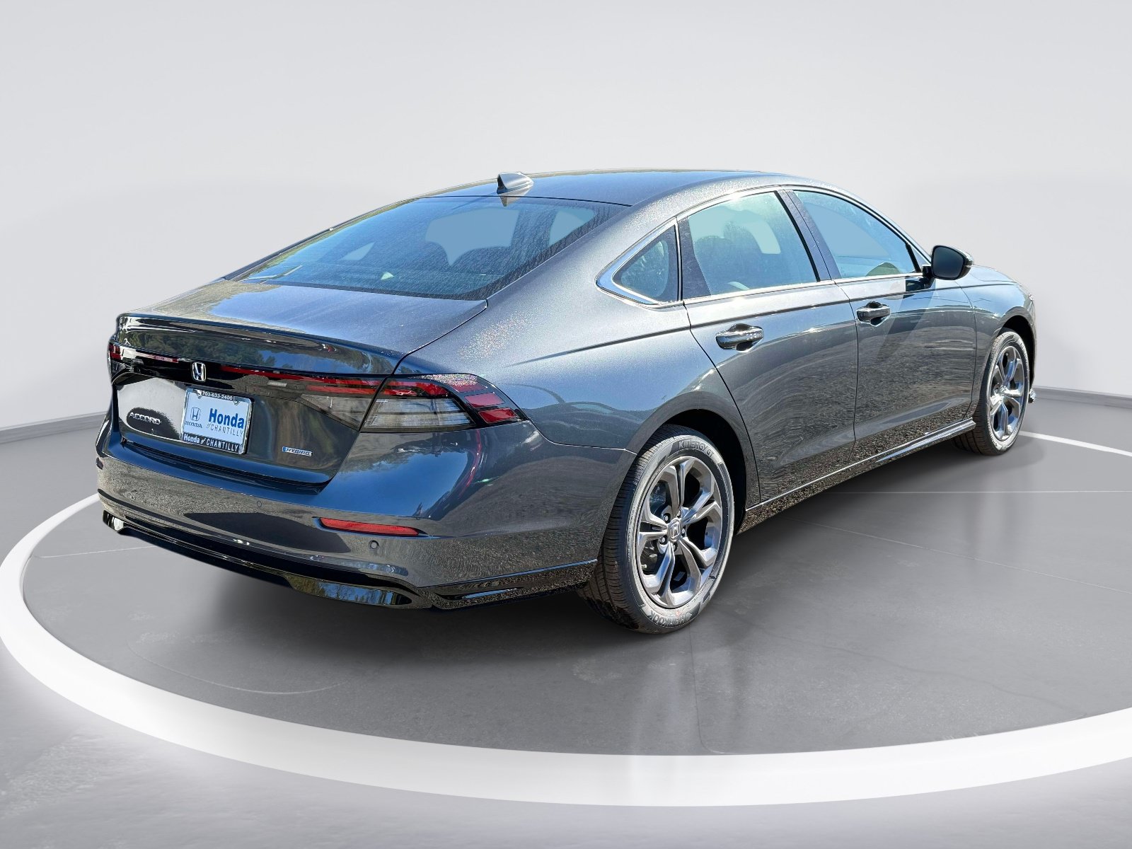 New 2026 Honda Accord Hybrid EX-L image 2