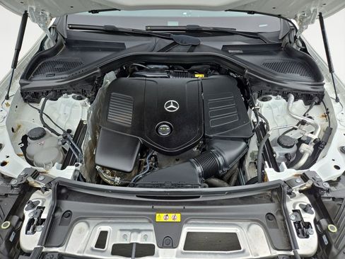 Used 2023 Mercedes-Benz GLC 300 GLC 300 image 18