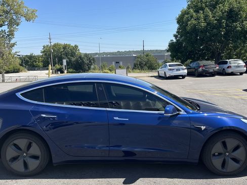 Used 2018 Tesla Model 3 Long Range AWD/4WD image 11