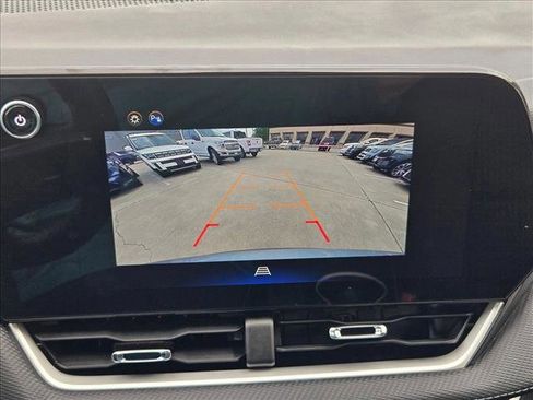 Used 2025 Chevrolet Equinox LT AWD/4WD image 14