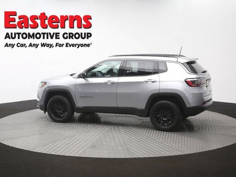 Used 2022 Jeep Compass Latitude AWD/4WD image 60