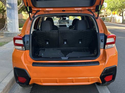 Used 2018 Subaru Crosstrek 2.0i Premium w/ Eyesight System image 37