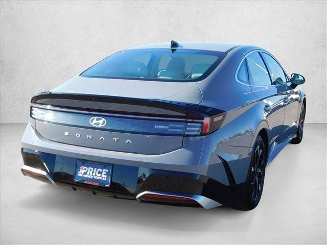 Used 2025 Hyundai Sonata SEL FWD image 9