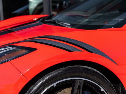 Used 2021 Chevrolet Corvette Stingray Premium Conv w/ Z51 Performance Package image 13